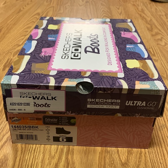 Skechers go walk boots on the go happily cozy black 6 new goga mat - Picture 5 of 5